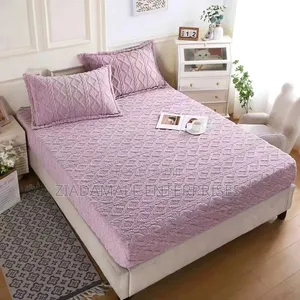 Jacquard Sherpa Fleece Blanket with Pillow Cases (6x7)