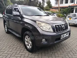 Toyota Land Cruiser Prado 2.7i 2012 Gray