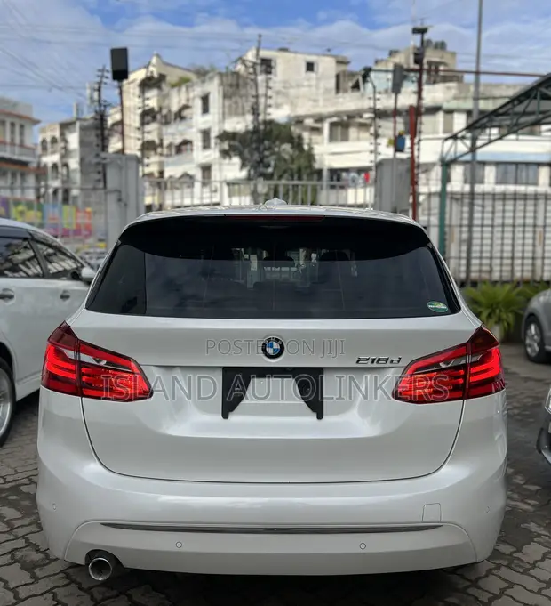 BMW 218d 2018 Nyeupe - 1