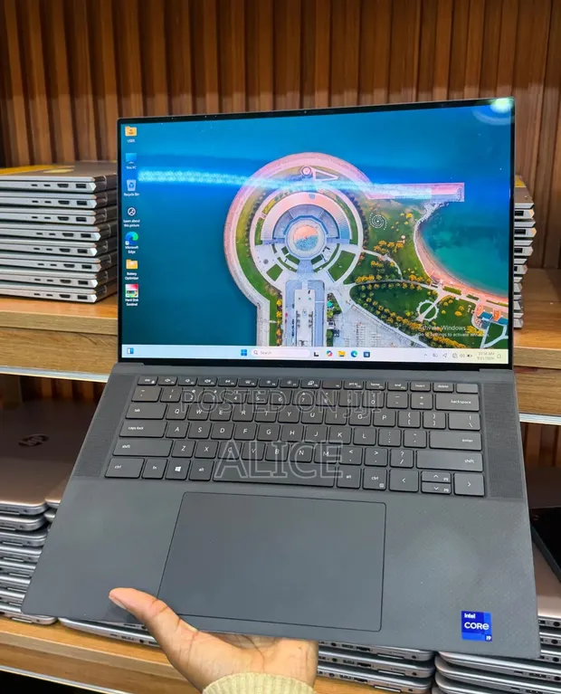 Laptop Mpya Dell XPS 15 9510: Intel Core i7, 16GB RAM, 512GB SSD - 1