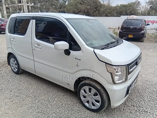 Mazda Flair 2018 Nyeupe - 1