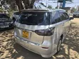 Toyota Wish 2012 Nyeupe - 3