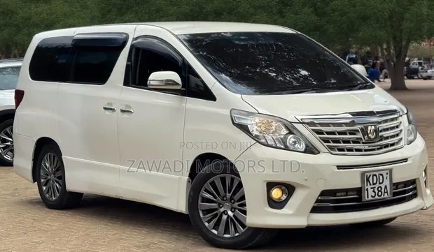 Toyota Alphard 2014 White - 1