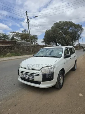 Toyota Probox 2017 - White