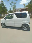 Suzuki Wagon R 2017 White - 3