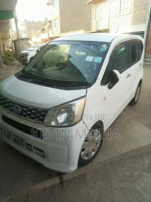 Daihatsu Move 2016 - Nyeupe