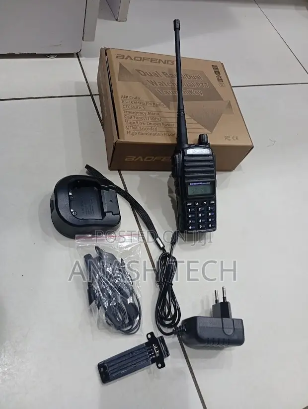 Baofeng UV-82 Walkie Talkie ya Masafa Marefu - 1