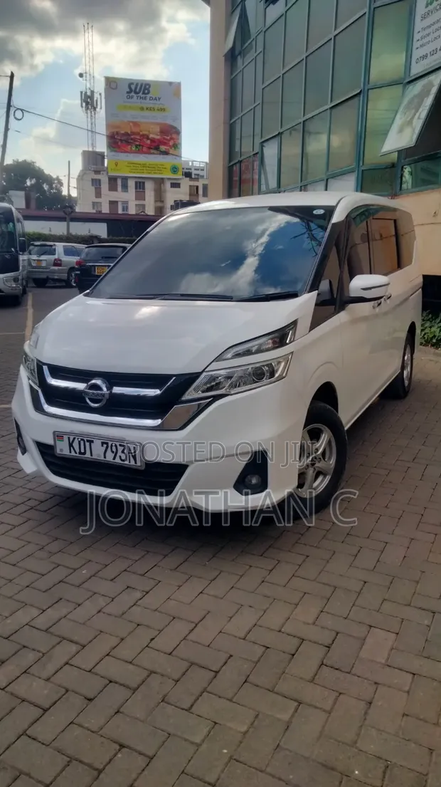 Nissan Serena 2016 Nyeupe - 1