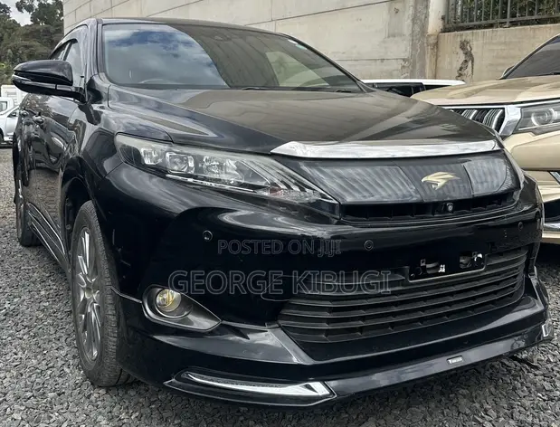 Toyota Harrier 2016 Nyeusi - 1