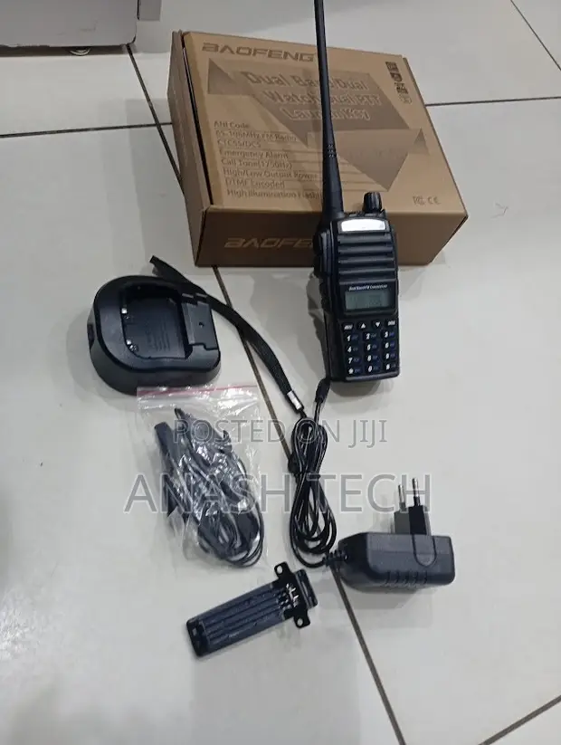Baofeng UV-82 Dual Band VHF UHF Walkie Talkie - 1