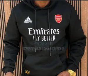Hoodies za Arsenal na Man Utd