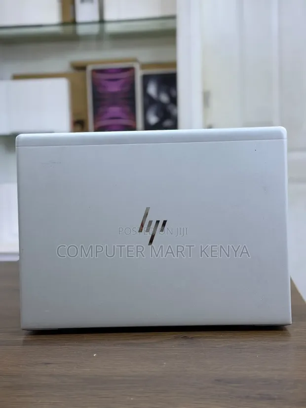 New HP EliteBook 830 G5 Laptop: Intel Core i5, 8GB RAM, 256GB SSD - 1