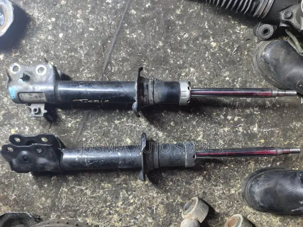 Toyota Passo Shock Absorber (Iliyo tumika) - 1