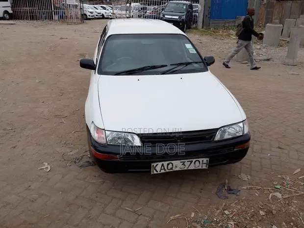 Toyota Corolla 1998 DX Nyeupe - 1