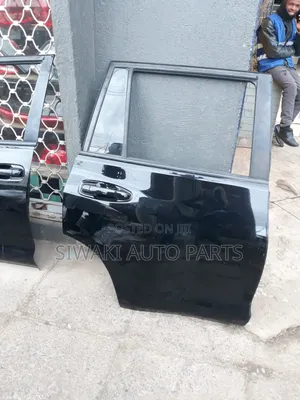 Toyota Land Cruiser Prado J150 Mlango wa Nyuma