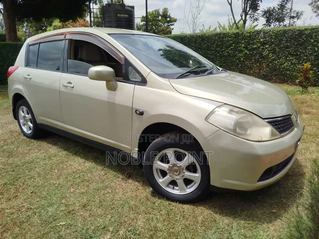 Nissan Tiida 2008 Kijivu - 1