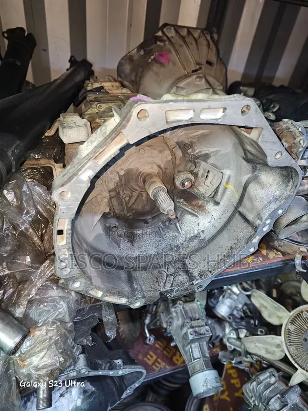Gearbox ya Toyota HiAce 7L (Manual) - 1