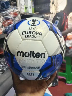 Mpira wa Mpira wa Miguu Molten Size 5 wa Premium