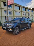 Nissan DoubleCab 2019 Nyeusi - 3