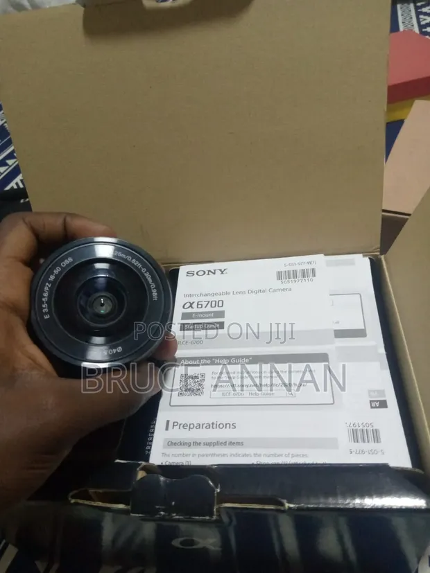 Sony E PZ 16-50mm F3.5-5.6 OSS Lens - 1