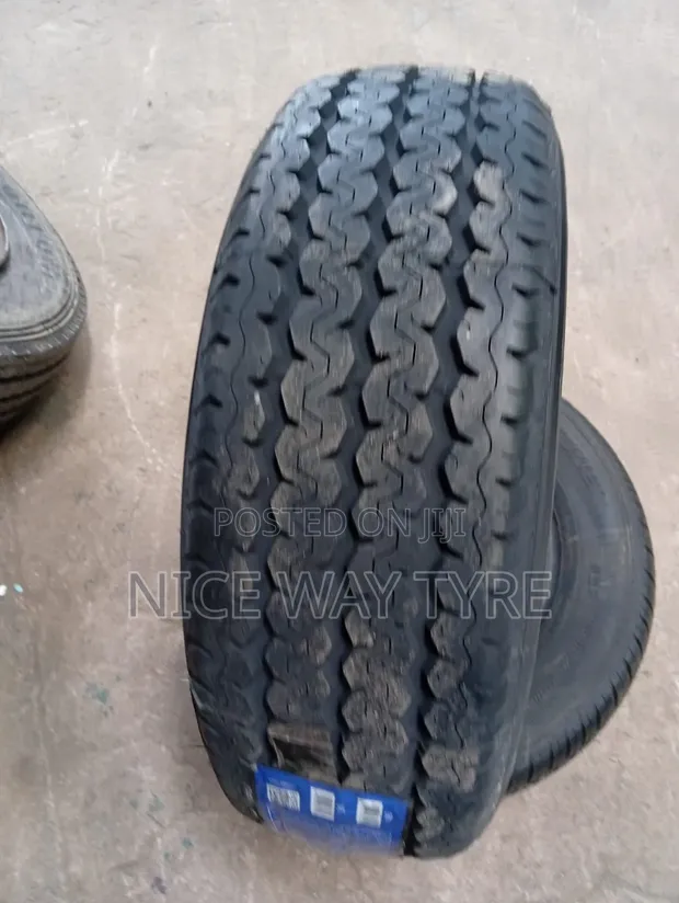 Matairi ya Fortune 215/70R15 - 1