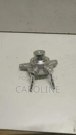 Fuel Pump for Toyota Land Cruiser 79 Series (Thick Pipes)