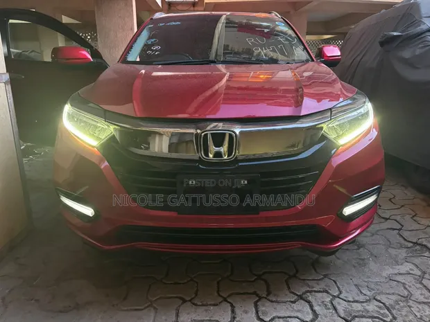 Honda Vezel 1.5 Hybrid 4WD 2019 Red - 1