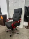 Kiti cha Ofisi Nyeusi cha Ergonomic - 2