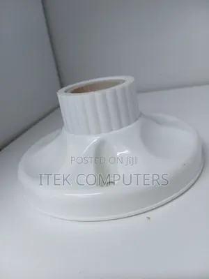 Kamera ya CCTV ya WiFi Bulb Holder kwa Usimamizi wa Simu ya Mbali