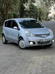 Nissan Note 2011 Nyeusi - 1