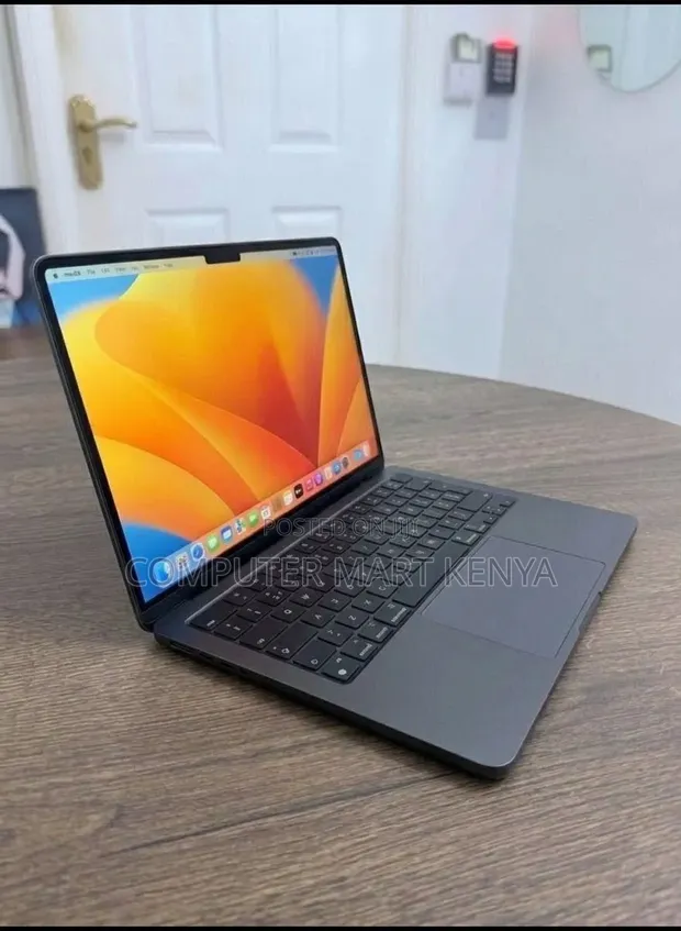 Apple MacBook Pro 14" 2026 M5 Pro 24GB RAM 2TB SSD - 1
