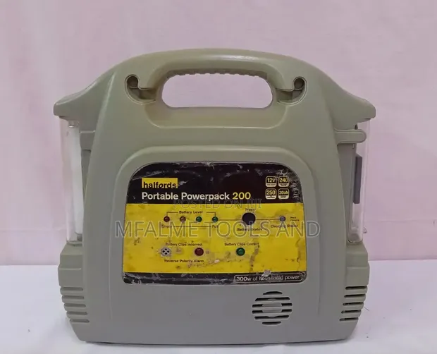 Halfords Portable Power Pack (Ex-UK) - 1