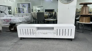 Kisima cha TV cha Kisasa Kilichoagizwa na LED
