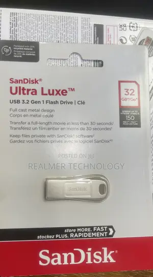 SanDisk Ultra Luxe 32GB USB 3.1 Flash Drive