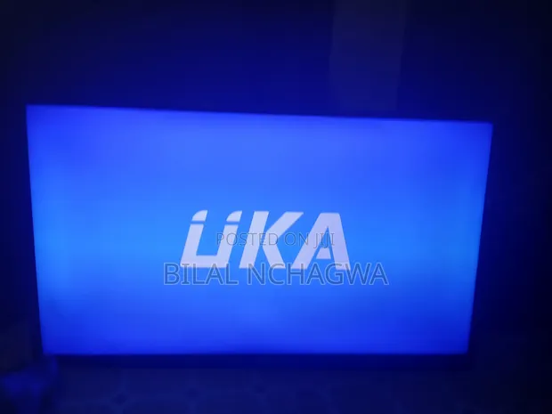 UKA Android Smart TV 32-inch Used - 1