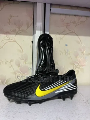 Nike Black Gold Football Boots/Cleats (Sizes 40-45)