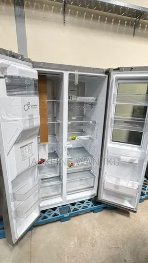 LG Knock Knock 635L Double Door Refrigerator