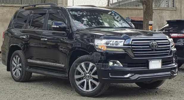 Toyota Land Cruiser 4.6 V8 ZX 2019 Black - 1