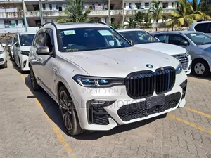 BMW X7 M50i 2020 Nyeupe