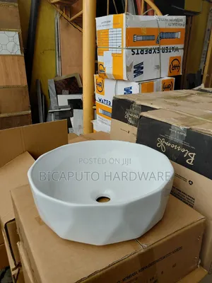 Abb Countertop Basin Nyeupe