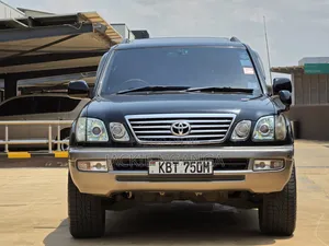 Toyota Land Cruiser Cygnus 2005