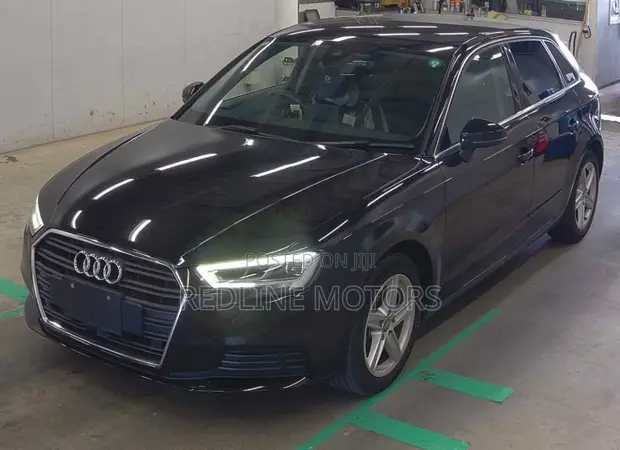 Audi A3 2.0T Premium FWD Sedan 2019 - 1