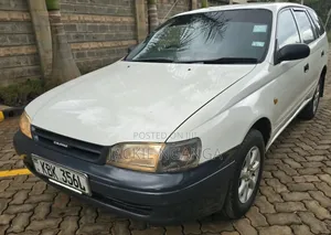Toyota Caldina 2001 Nyeupe