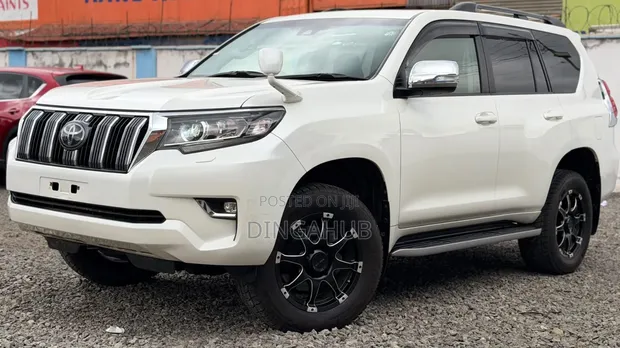 Toyota Land Cruiser Prado 2.7 2019 Nyeupe - 1
