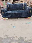 Kochi Nyeusi ya Seater 3 yenye Vituo vya Dhahabu (Lipa Ukipewa) - 2