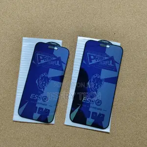iPhone 18 Pro/Pro Max Premium Privacy Tempered Glass