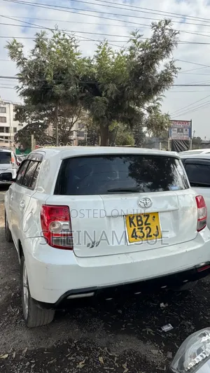 Toyota IST 2008