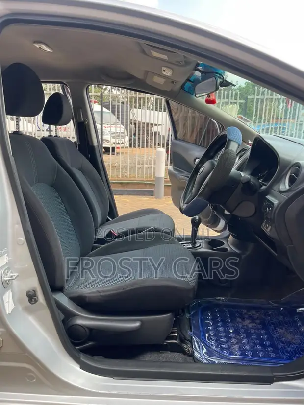 Nissan Note 1.2 Petrol 2015 Gray - 1