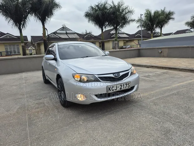Subaru Impreza 2010 Silver - 1