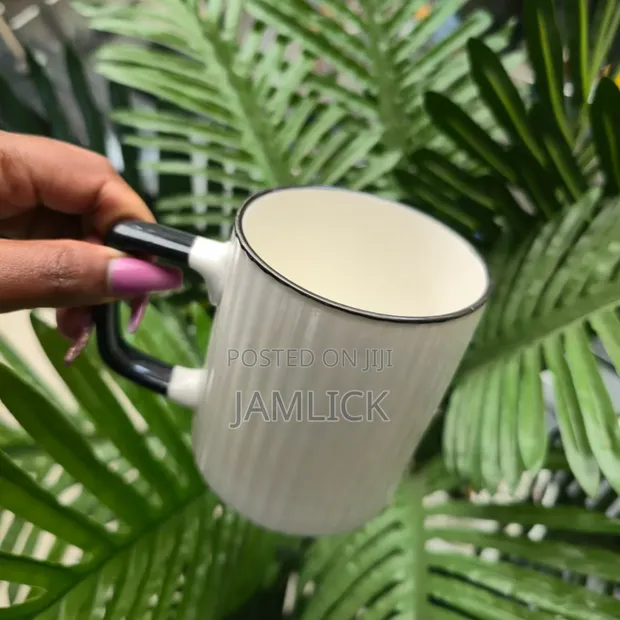 6-Piece Mugs Set with Black Handles - 1